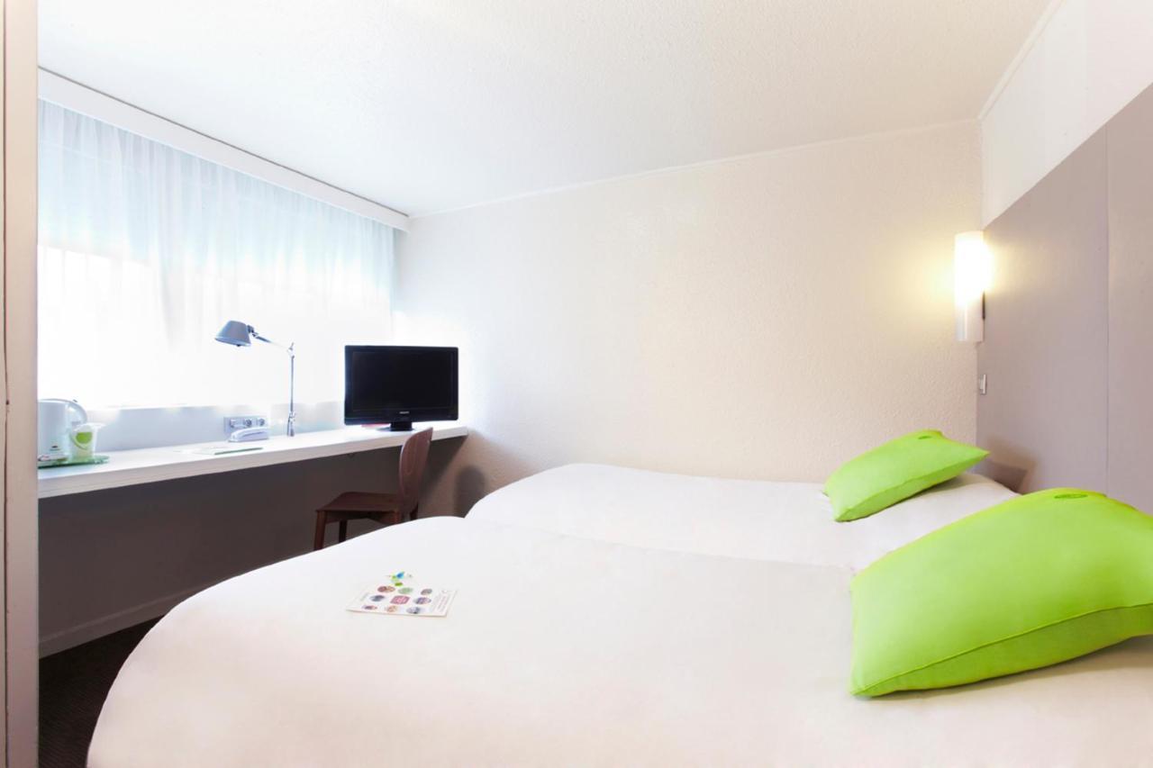 Campanile Lille - Seclin Hotel Екстериор снимка