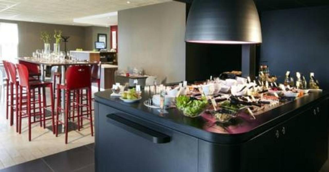 Campanile Lille - Seclin Hotel Екстериор снимка