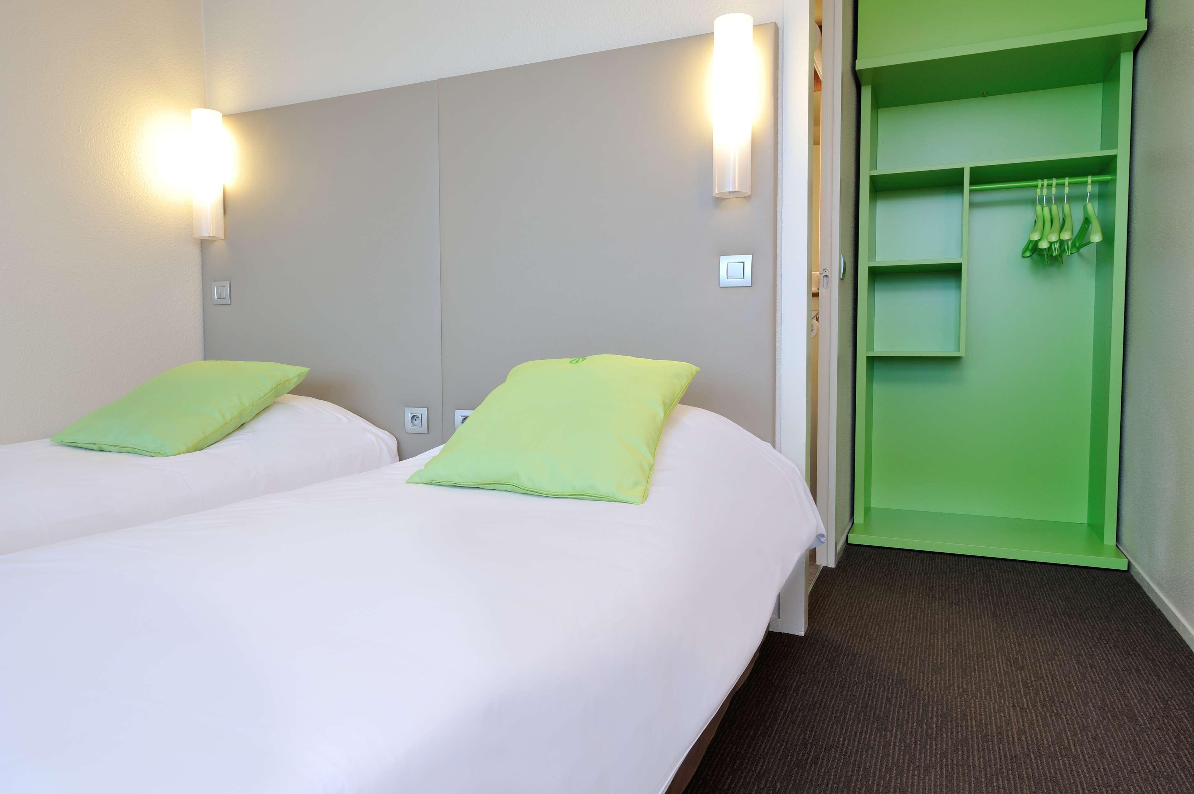 Campanile Lille - Seclin Hotel Екстериор снимка