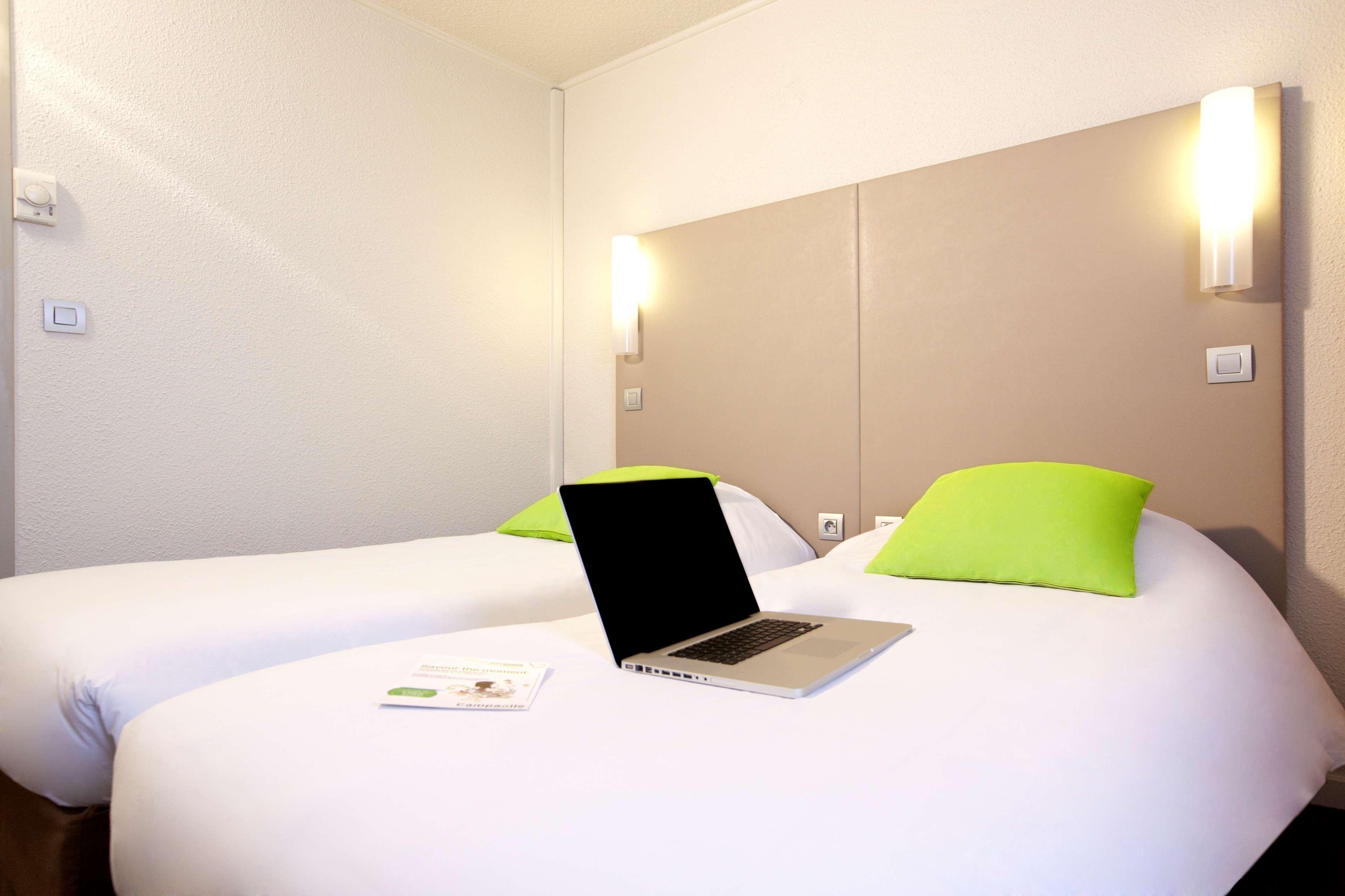 Campanile Lille - Seclin Hotel Екстериор снимка